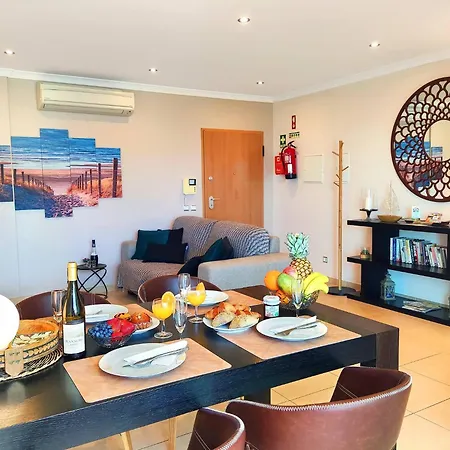 With Atlantic Ocean View By Becherish 아파트 *